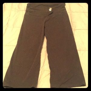 Victoria’s Secret lounge capris